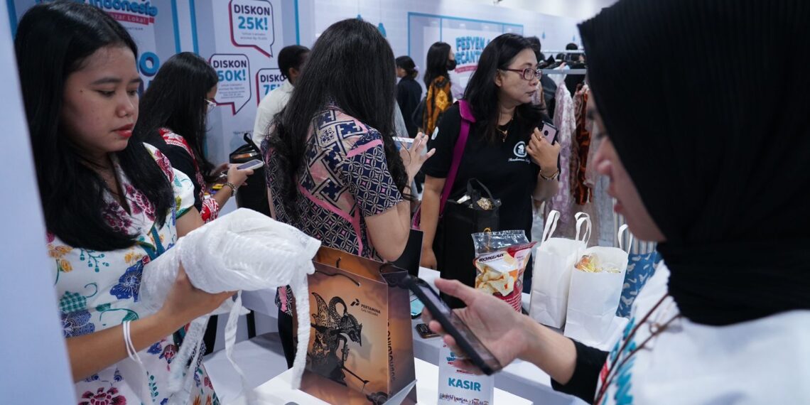 Selenggarakan Event Serba Lokal Fest, KAI Promosikan UMKM melalui Sinergi BUMN