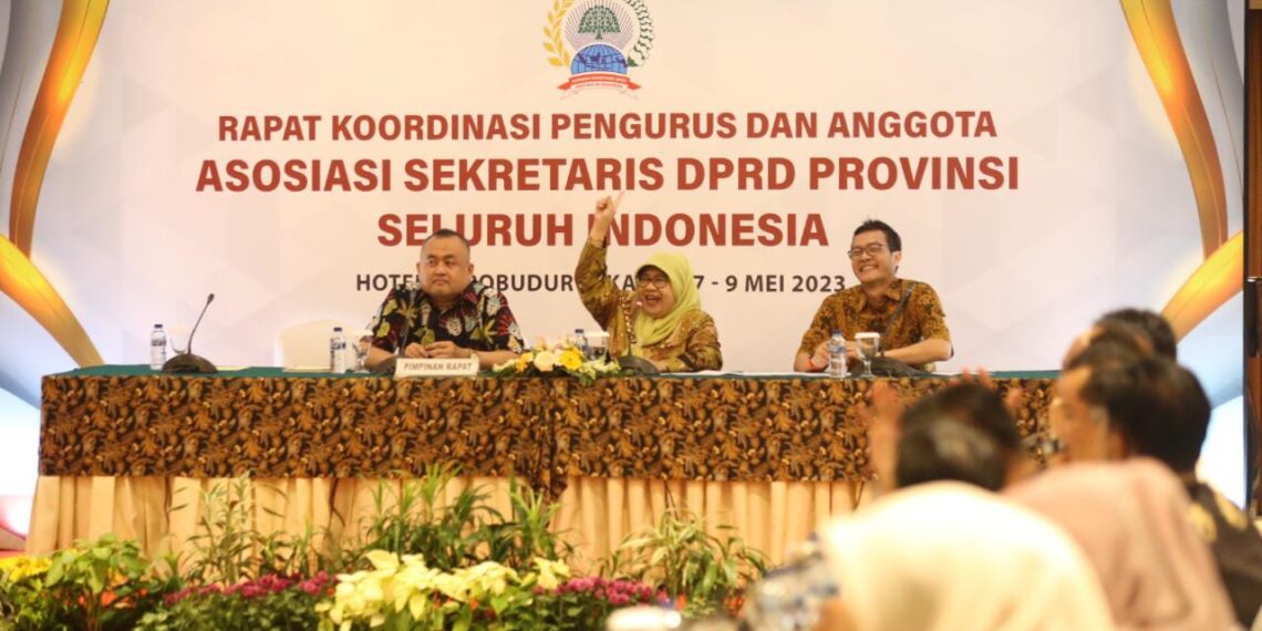 Bahas Penetapan dan Perpanjangan Penjabat Kepala Daerah Sekwan DPRD Jabar Relar Rapat