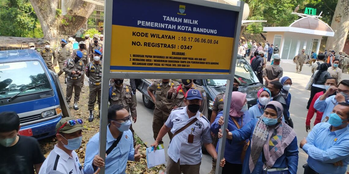 Pemkot Bandung Pasang Plang Pengumuman di Lahan Bandung Zoo