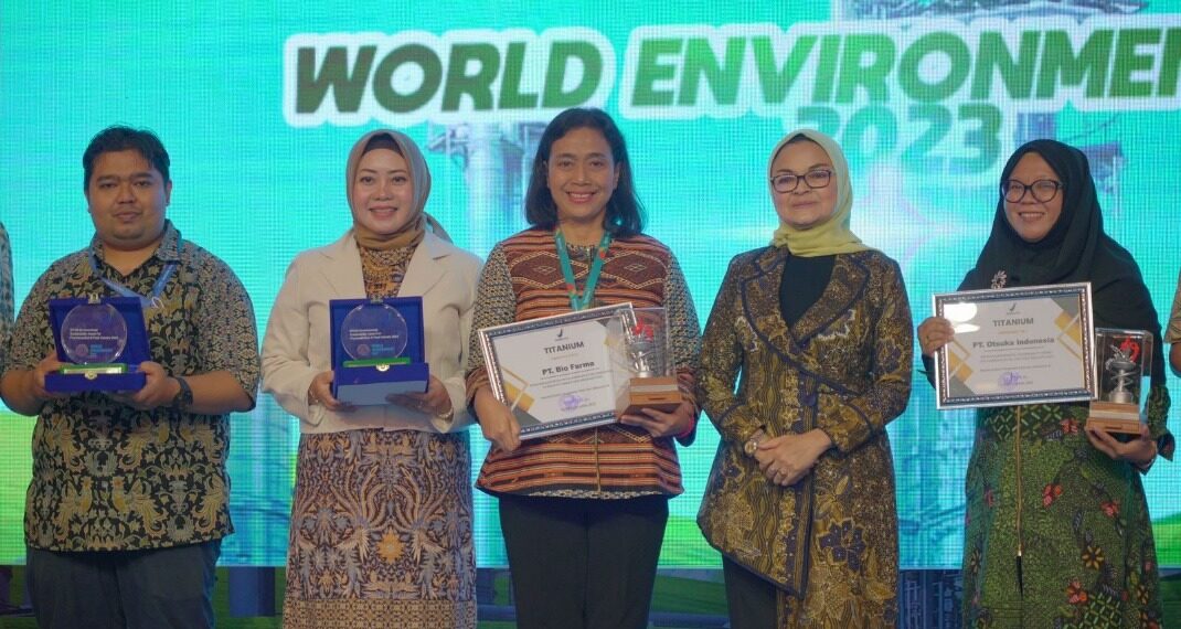 Bio Farma Raih Penghargaan Kategori Tertinggi dari Badan POM