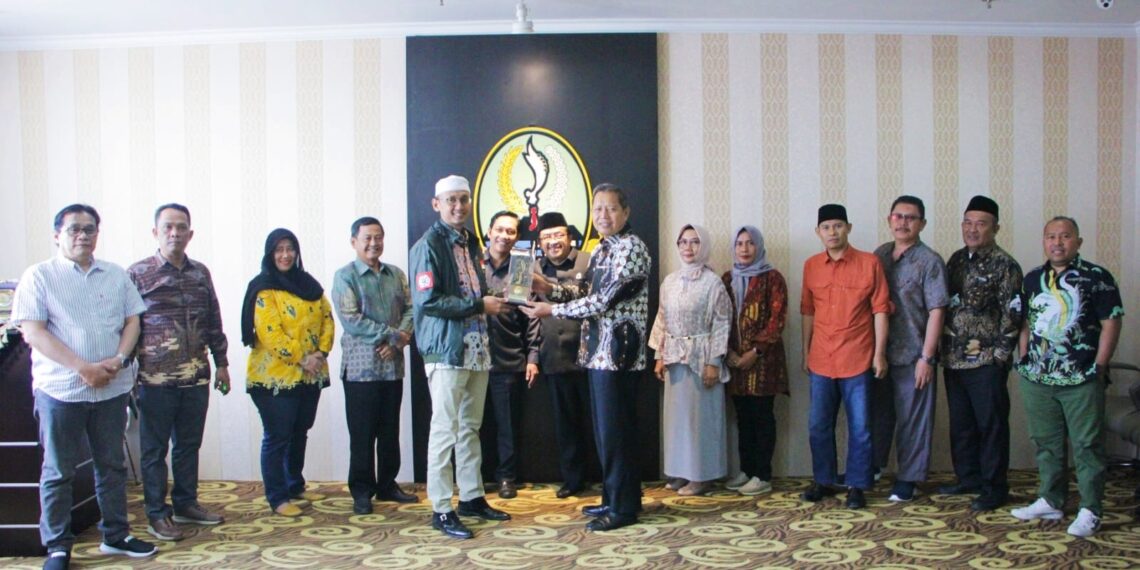 Temui DPRD Jabar, DPRD Kabupaten Cirebon Bahas Infrastruktur