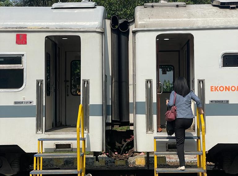 Mulai 1 Agustus 2023, KAI Commuter Line Terapkan Kapasitas Pengguna Sesuai PSO