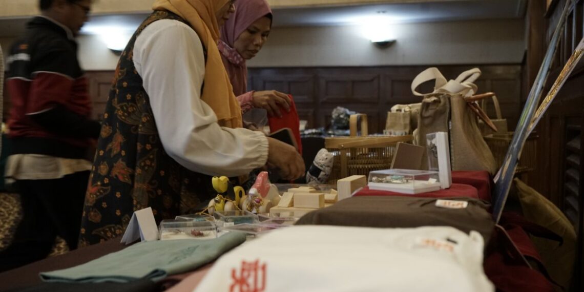 Strategi Hybrid Marketing Jadi Solusi Bisnis Pascapandemi Covid-19