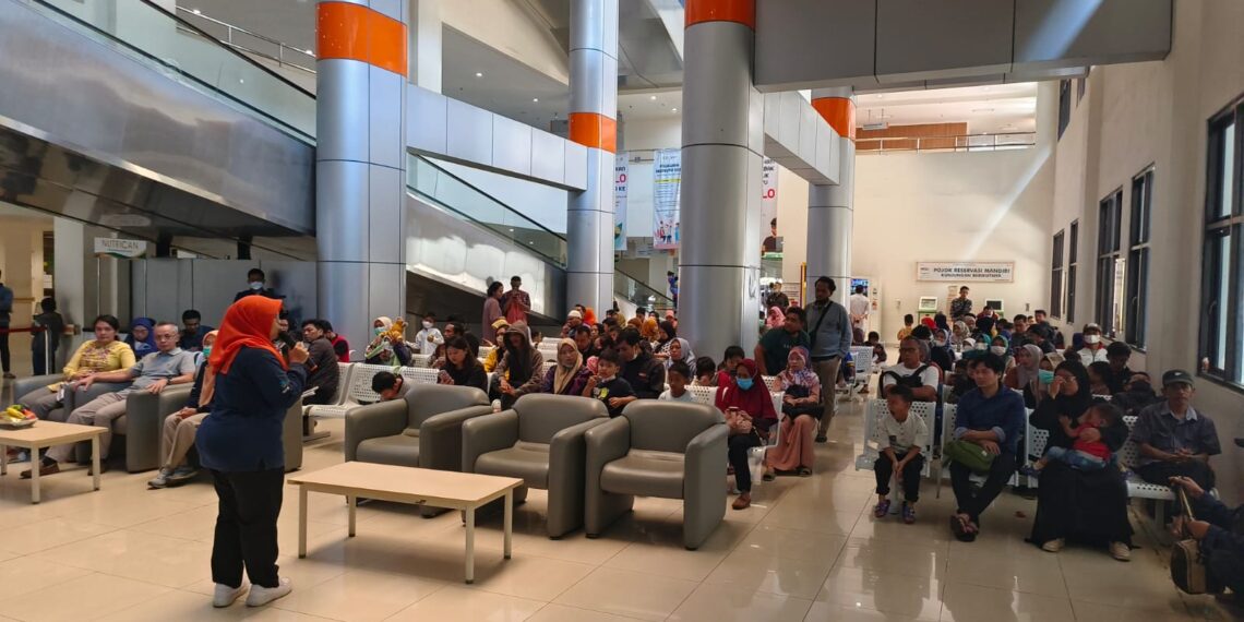 100 Anak Ikuti Khitanan Massal di RSHS