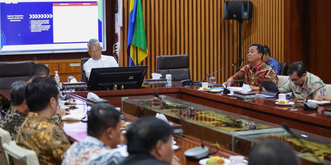 Kejar Targer 70 Persen, Ini Kiat Pemkot Bandung Tangani Sampah