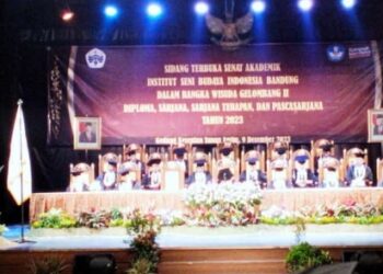 Wisuda Gelombang II ISBI Bandung, Rektor Tekankan Untuk Perkuat Sinergi Antar Alumni ISBI