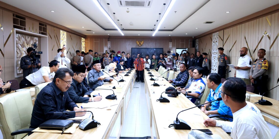 DPRD Jawa Barat Siap Tindak Lanjut Masalah Upah Buruh