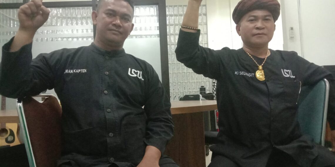 Kucing Liar Berkeliaran di Gedung DPRD Jabar , Dede Bos: Satu Kucing Rp 50 Ribu