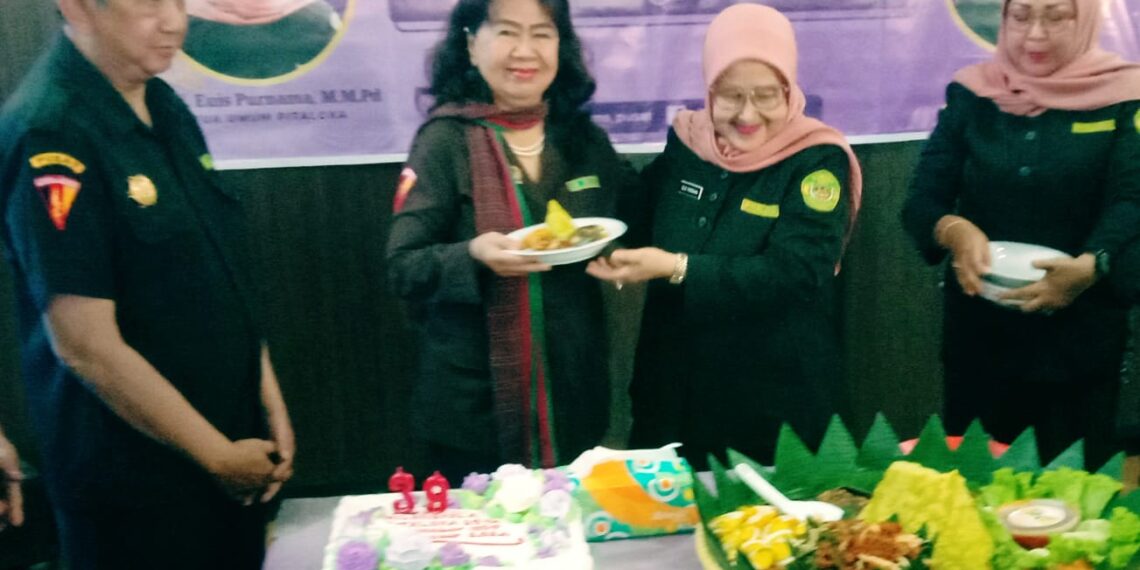 Rayakan HUT ke 39, Pitaloka Bagikan Santunan dan Sembako