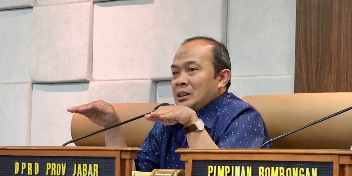 Tingkat Pengangguran Terbuka Jabar Tertinggi Nasional, DPRD Jawa Barat Kritik Soal Investasi dan Daya Serap Tenaga Kerja